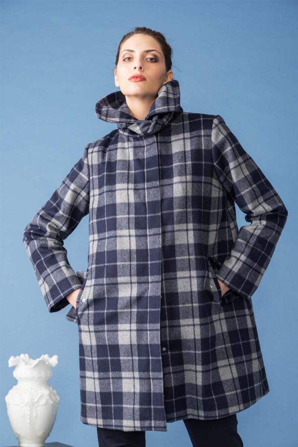 trench invernale in check con tasche e colletto