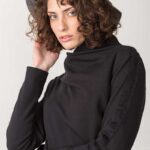 maglia in caldo cotone felpato con collo alto