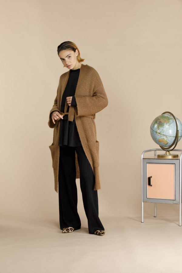 cardigan in maglia con tasche