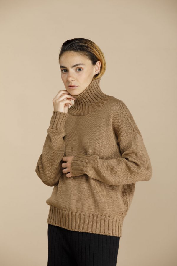 maglia in lana merino a collo alto giottalab