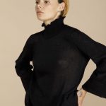 maglia morbida melange a collo alto e maniche ampie giottalab
