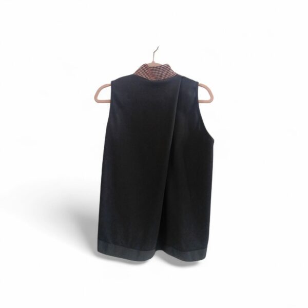 gilet asimmetrico dietro